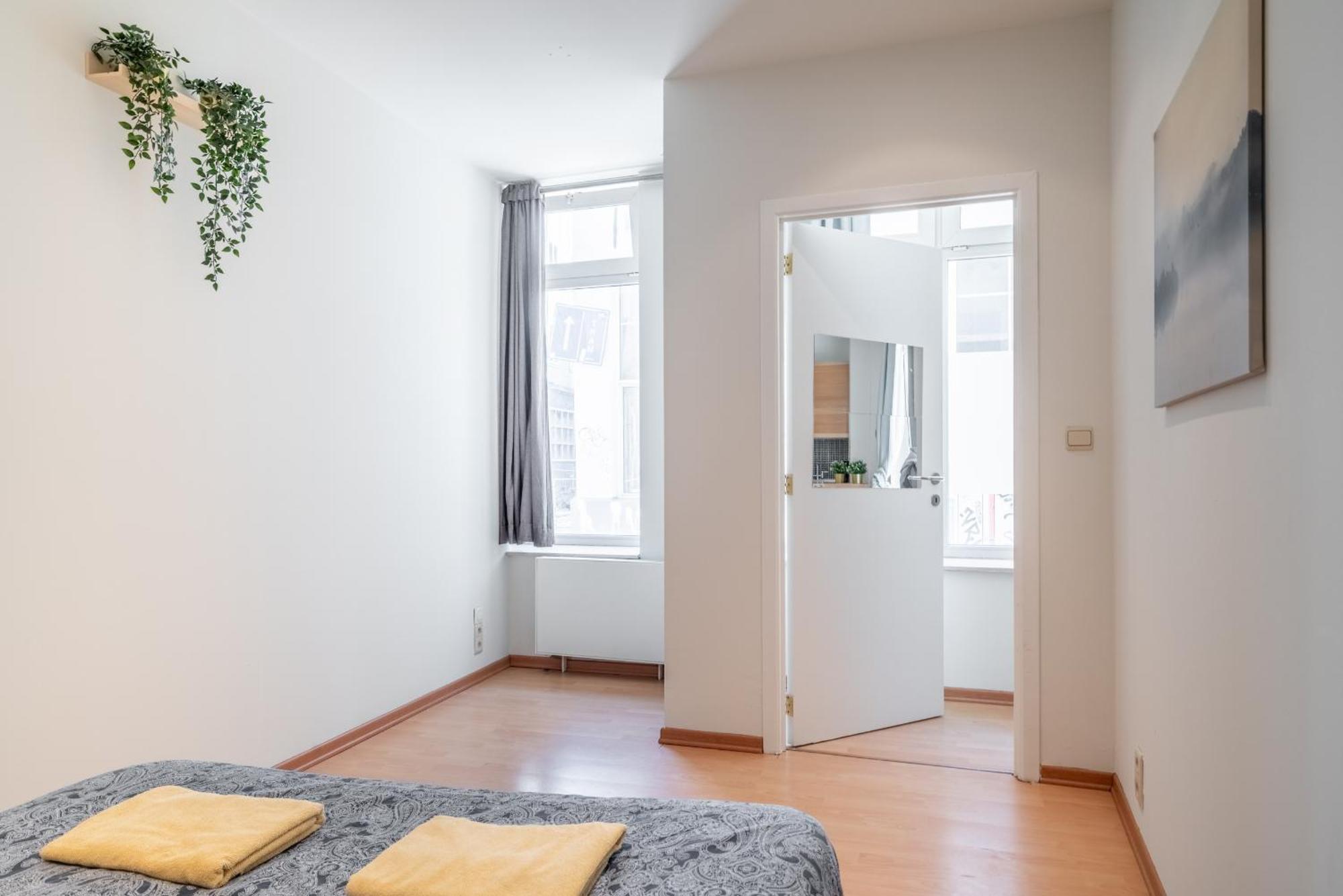 Authentic Apartments In The Center Of Antwerp Exterior photo